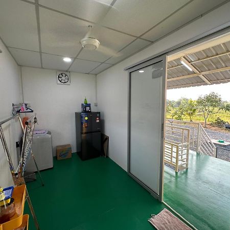 Homestay Denai Harummanis S4 Simpang Empat  Exterior photo